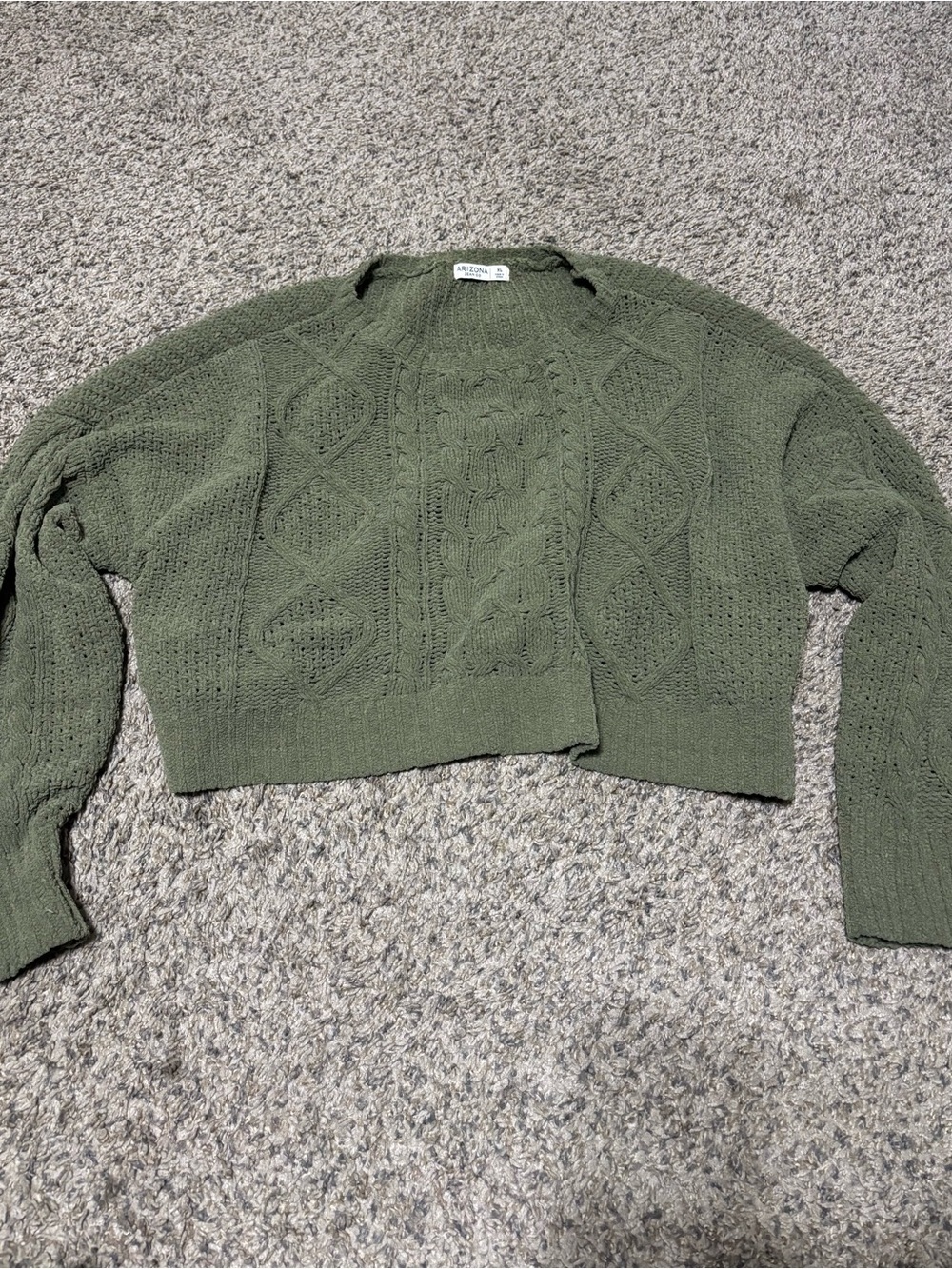 Arizona Jean Company Olive Green Cable Crewneck Sweater